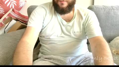 Snapshot of saucybonjo chatting on December 19, 3:08 pm Ben online show from December 19, 3:08 pm