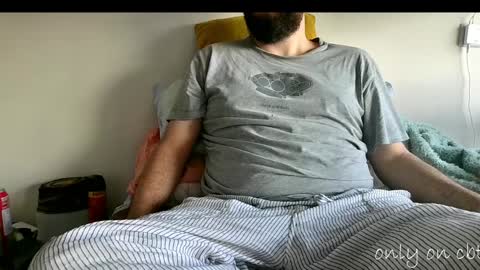 Snapshot of saucybonjo chatting on January 5, 11:01 pm Ben online show from January 5, 11:01 pm