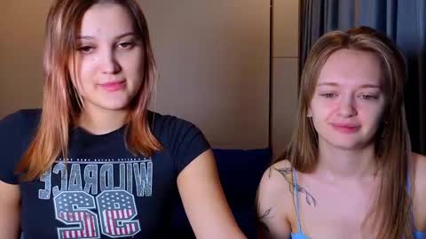 Snapshot of sav_anna chatting on February 3, 2:02 pm LUNA and ANNA    online show from February 3, 2:02 pm