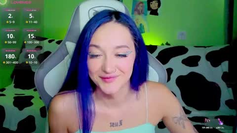 Snapshot of savage_lust_ chatting on September 18, 4:03 am Ariel online show from September 18, 4:03 am