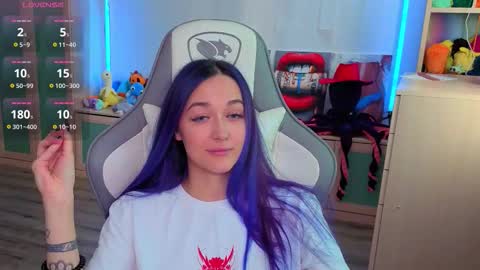 Snapshot of savage_lust_ chatting on October 24, 4:09 am Ariel online show from October 24, 4:09 am