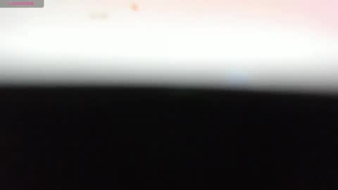 Snapshot of savagesweethearts chatting on December 17, 7:15 pm savagesweethearts online show from December 17, 7:15 pm