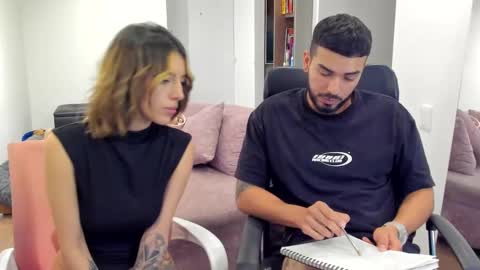 Snapshot of savagesweethearts chatting on March 8, 3:06 am savagesweethearts online show from March 8, 3:06 am