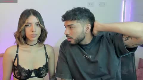 Snapshot of savagesweethearts chatting on September 23, 1:41 am savagesweethearts online show from September 23, 1:41 am