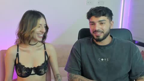 Snapshot of savagesweethearts chatting on September 25, 2:04 am savagesweethearts online show from September 25, 2:04 am