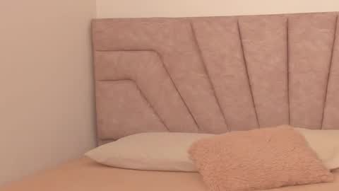 Savannahwildee online show from February 22, 11:53 am