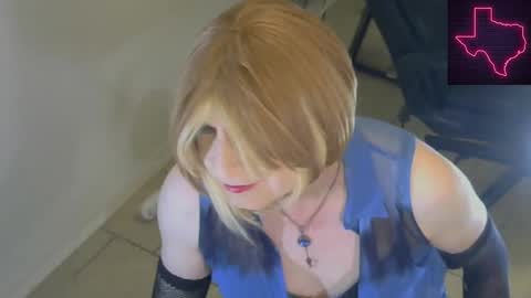 Cait or Caitlin online show from December 27, 5:09 am