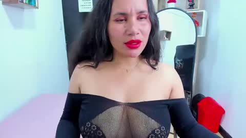 Snapshot of saylor_lee22 chatting on December 24, 4:44 am Saylor online show from December 24, 4:44 am