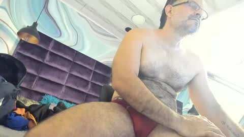 Snapshot of sbastone_muscle chatting on December 20, 5:40 pm sebastian muscleman daddy the better latin lover online show from December 20, 5:40 pm