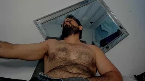 Snapshot of sbastone_muscle chatting on October 11, 1:20 pm sebastian muscleman daddy the better latin lover online show from October 11, 1:20 pm