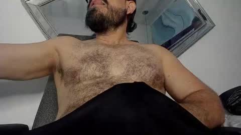 Snapshot of sbastone_muscle chatting on October 13, 1:00 pm sebastian muscleman daddy the better latin lover online show from October 13, 1:00 pm
