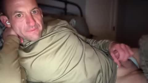 Snapshot of sbsdbfs chatting on November 19, 11:32 am sbsdbfs online show from November 19, 11:32 am