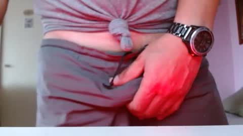 sbutter online show from April 30, 4:46 pm