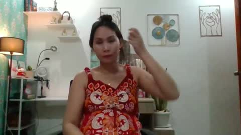 Snapshot of scar58 chatting on January 8, 11:21 am scarlett. online show from January 8, 11:21 am