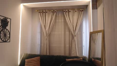 Scaelet Mia online show from April 16, 7:36 pm