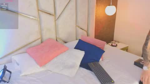 Scarlett online show from February 10, 8:24 pm