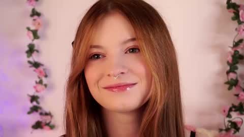 Snapshot of scarlet_fever10 chatting on October 3, 9:17 am scarlet_fever10 online show from October 3, 9:17 am