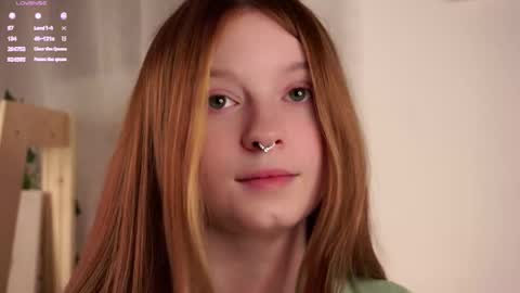 Snapshot of scarlet_fever10 chatting on October 25, 1:07 pm scarlet_fever10 online show from October 25, 1:07 pm