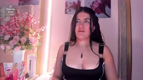 Andrea online show from December 16, 12:10 pm