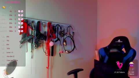 scarlet taylor kennedy online show from April 14, 8:48 pm