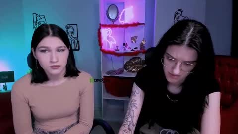 scarlet PVT is open online show from March 3, 11:14 pm