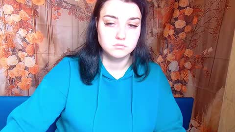 Snapshot of scarletcargo chatting on December 14, 6:08 am ScarletCargo online show from December 14, 6:08 am