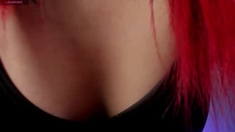 Scarlet  online show from November 11, 10:21 pm