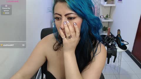 Snapshot of scarleth_bluee chatting on January 8, 10:26 am Scarleth online show from January 8, 10:26 am