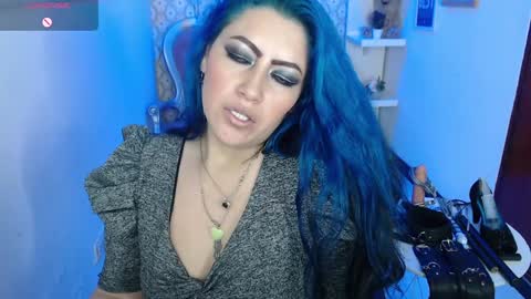 Snapshot of scarleth_bluee chatting on January 20, 9:13 am Scarleth online show from January 20, 9:13 am