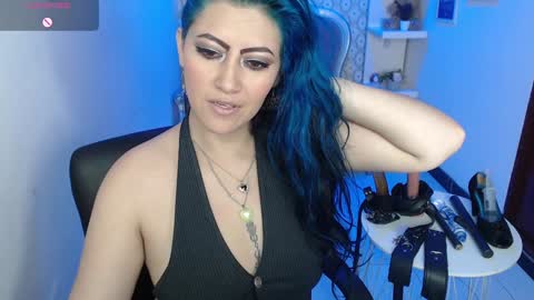 Snapshot of scarleth_bluee chatting on January 28, 6:05 am Scarleth online show from January 28, 6:05 am