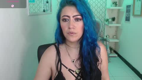 Snapshot of scarleth_bluee chatting on February 3, 3:42 am Scarleth online show from February 3, 3:42 am