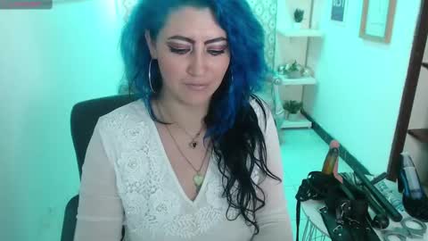 Snapshot of scarleth_bluee chatting on March 3, 9:22 am Scarleth online show from March 3, 9:22 am