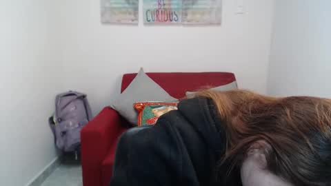 scarlethsexy69 online show from December 3, 2:59 pm