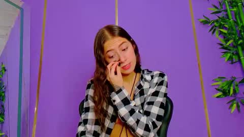 Snapshot of scarletjonesx chatting on October 25, 8:58 pm Denis online show from October 25, 8:58 pm