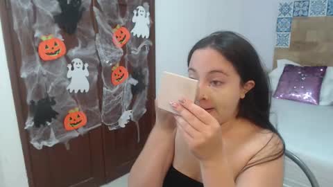 scarlet  online show from October 17, 10:07 am