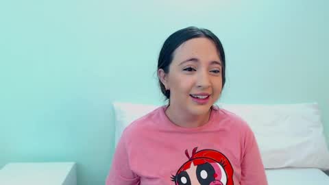 scarlet  online show from April 6, 10:49 am