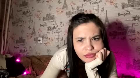 Snapshot of scarletpetal chatting on February 5, 3:20 pm scarletpetal online show from February 5, 3:20 pm