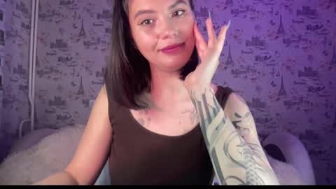 Snapshot of scarletpetal chatting on September 19, 2:40 pm scarletpetal online show from September 19, 2:40 pm