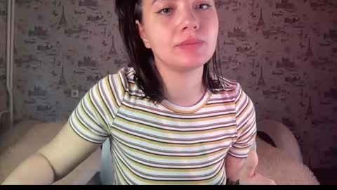 Snapshot of scarletpetal chatting on September 23, 10:51 am scarletpetal online show from September 23, 10:51 am