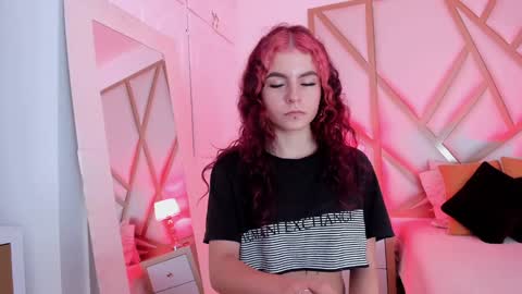 Snapshot of scarletpunk_ chatting on January 11, 12:07 pm Scarlet online show from January 11, 12:07 pm