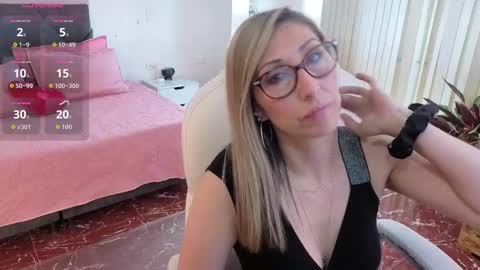 Scarlett online show from November 22, 11:42 am