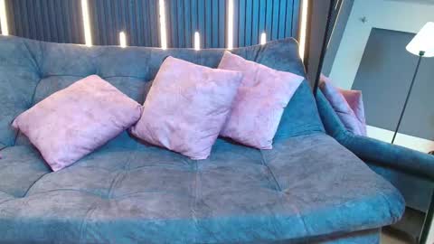 scarlett_aviebby online show from January 8, 1:02 pm