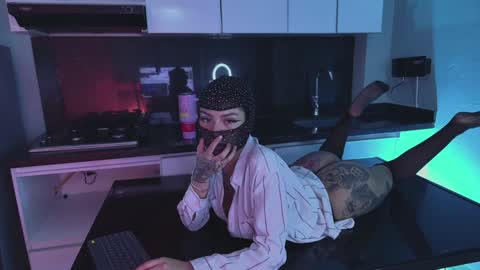 Scarlett Collins online show from December 22, 4:50 am