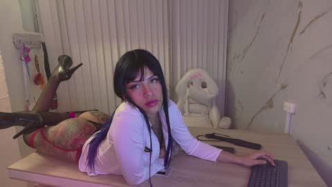 Scarlett Collins online show from December 23, 6:11 am