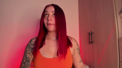 SCARLETT COLLINS online show from September 25, 11:25 am