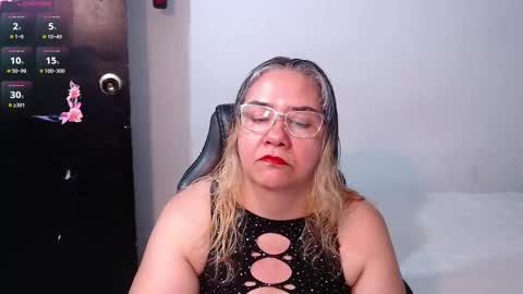 Snapshot of scarlett_duboi1 chatting on February 11, 12:28 am Scarlett online show from February 11, 12:28 am