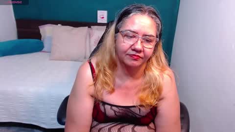 Snapshot of scarlett_duboi1 chatting on February 17, 2:09 am Scarlett online show from February 17, 2:09 am