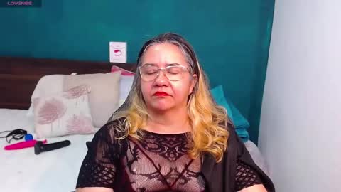 Snapshot of scarlett_duboi1 chatting on February 27, 3:04 am Scarlett online show from February 27, 3:04 am