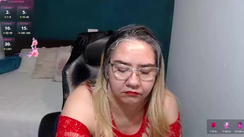 Snapshot of scarlett_duboi1 chatting on March 7, 2:04 am Scarlett online show from March 7, 2:04 am