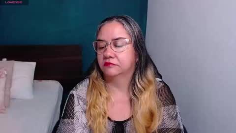 Snapshot of scarlett_duboi1 chatting on September 17, 11:39 pm Scarlett online show from September 17, 11:39 pm